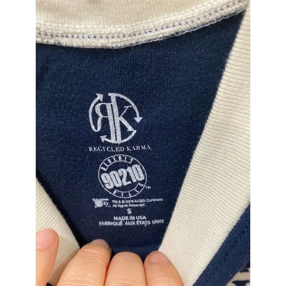 Recycled karma Women's Vintage Blue Solid T-Shirt Size M NWOT - Picture 3 of 4